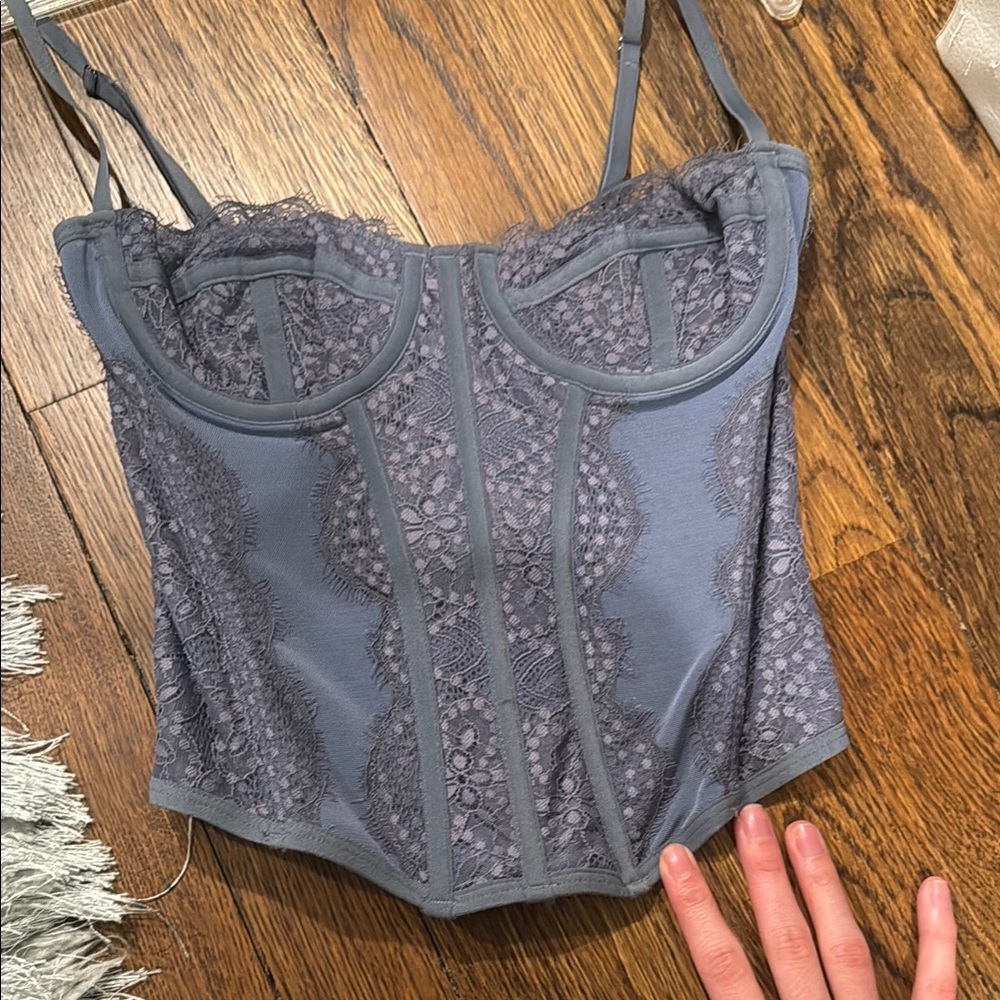 Lace corset top in blue/grey